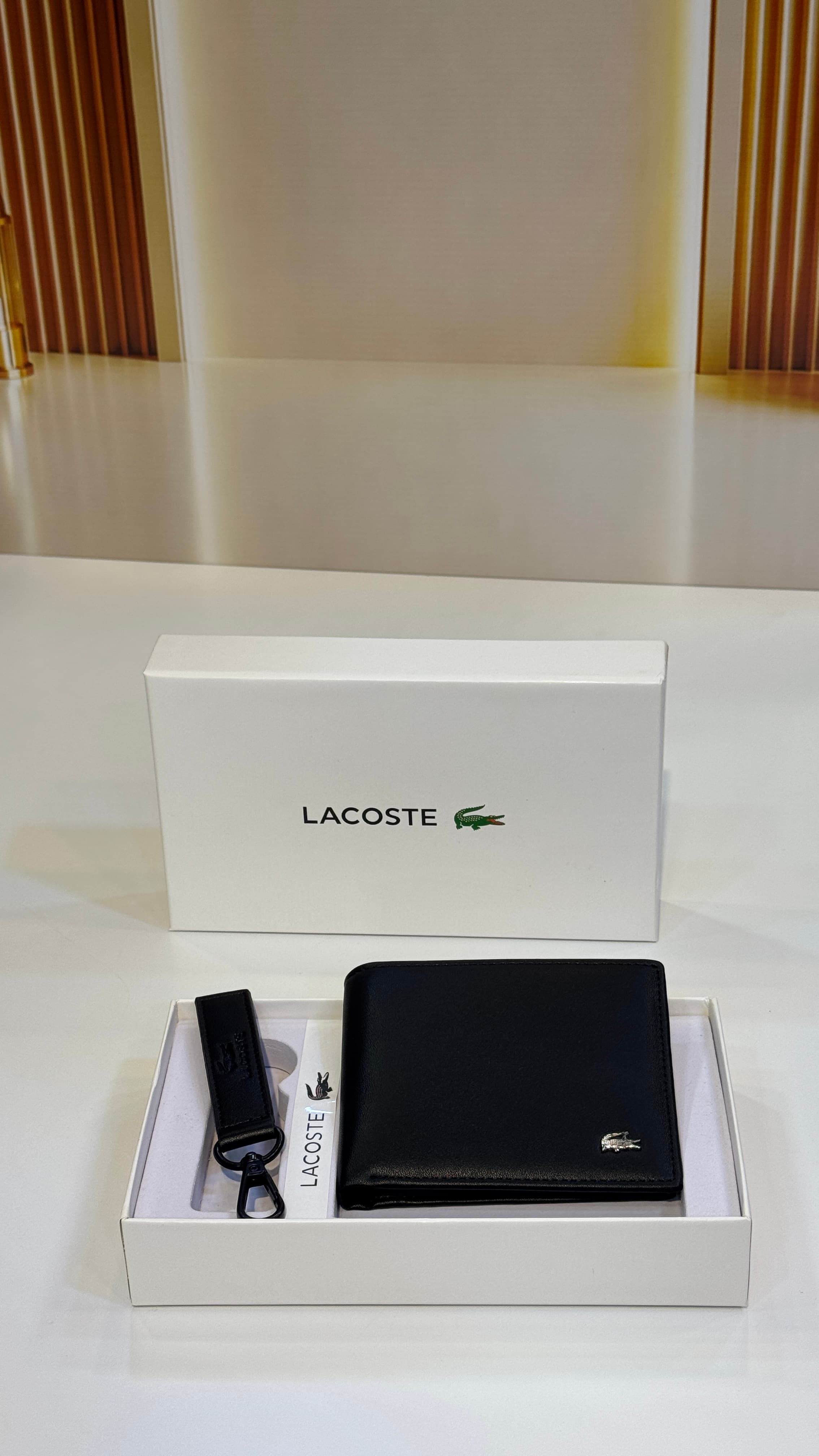 Portefeuille lacoste 3