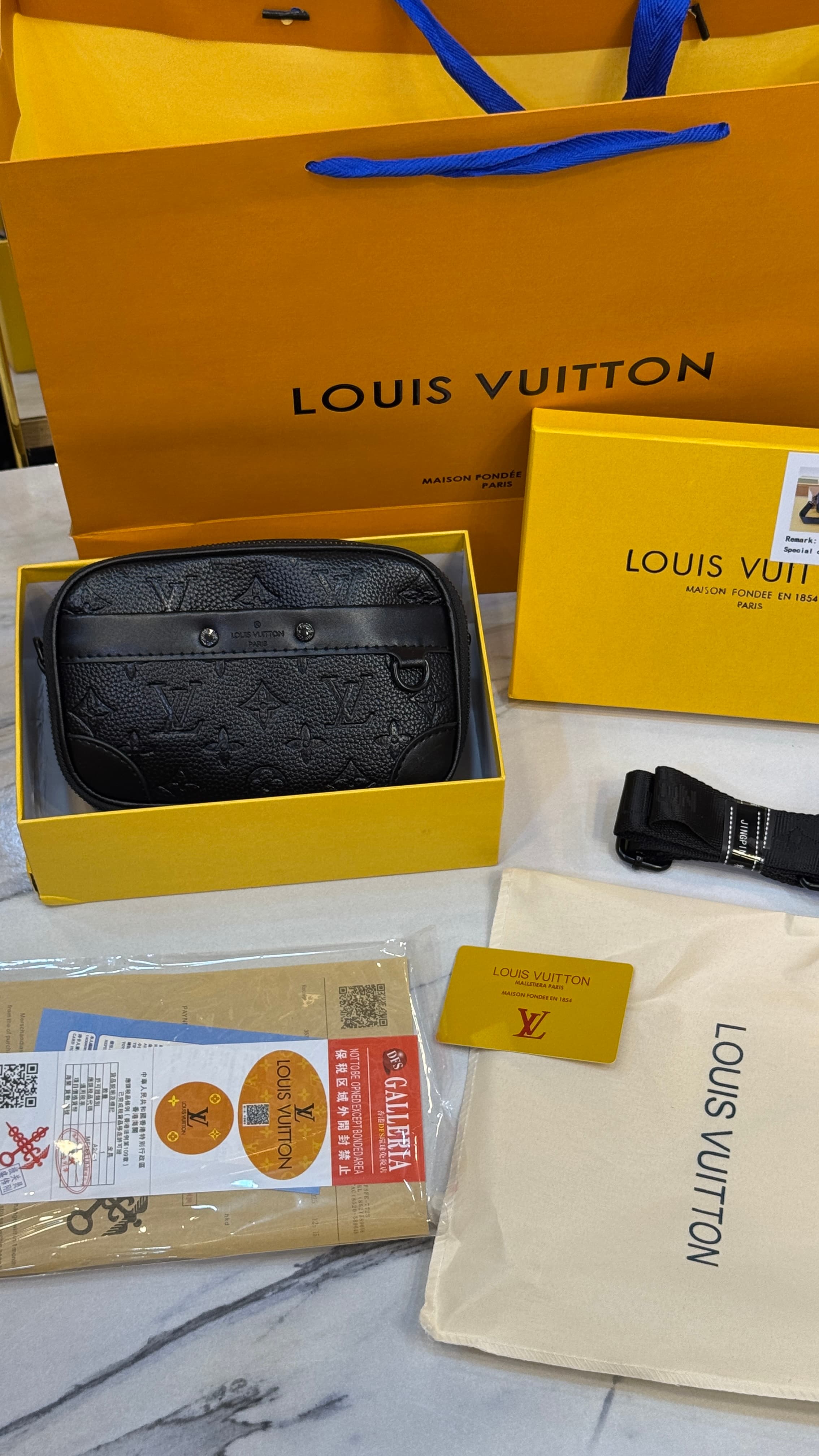 Sacoche louis Vuitton 2